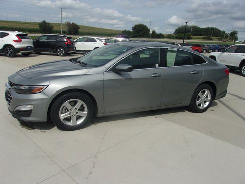 Used 2023 Chevrolet Malibu LS w/ Driver Confidence Package FWD image 6