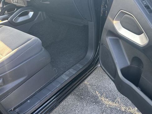 Used 2022 Nissan Frontier SV RWD image 26