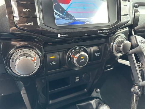 Used 2019 Toyota 4Runner TRD Off-Road image 19