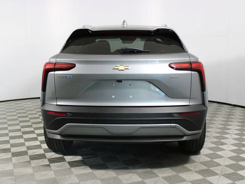 Used 2024 Chevrolet Blazer EV LT image 33