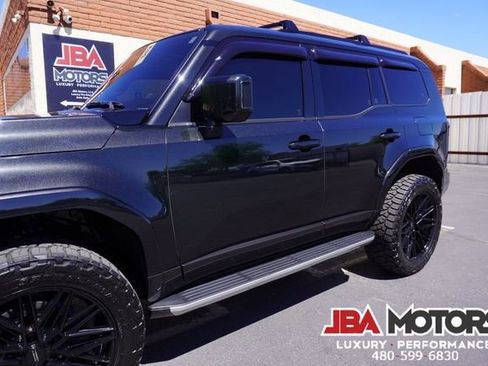 Used 2024 Lexus GX 550 w/ Accessory Package (2T) image 32