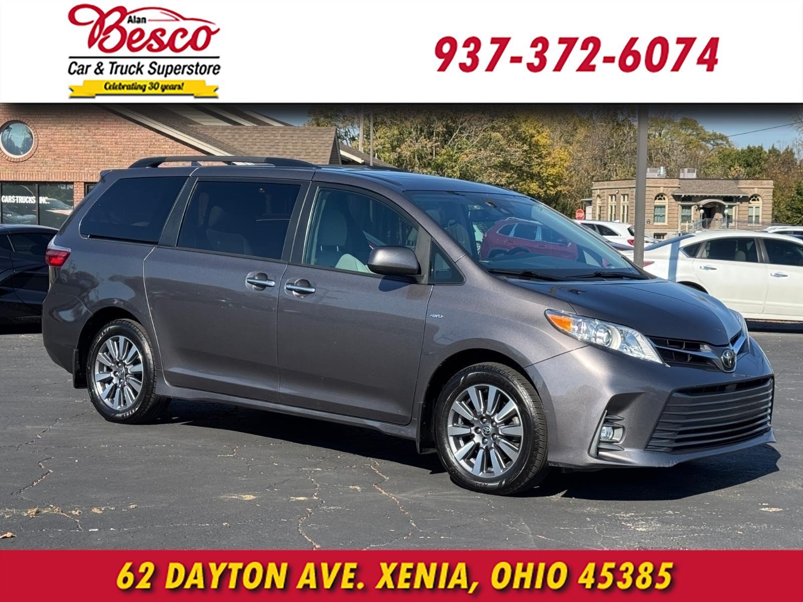 Used 2020 Toyota Sienna XLE w/ XLE Navigation Package AWD/4WD image 1