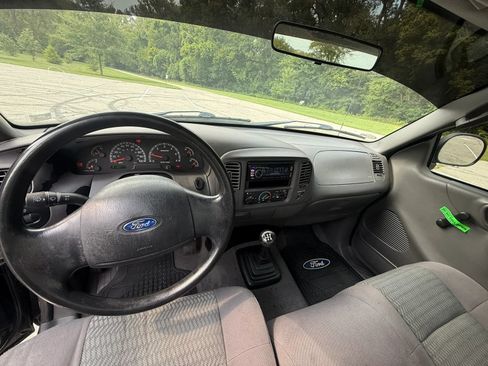 Used 2003 Ford F150 XL RWD image 9