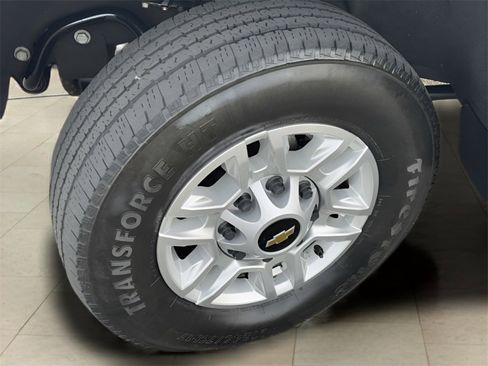 Used 2024 Chevrolet Silverado 2500 LT image 20