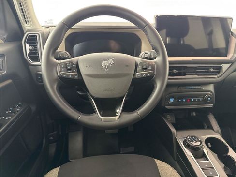 Used 2025 Ford Bronco Sport Big Bend AWD/4WD image 29
