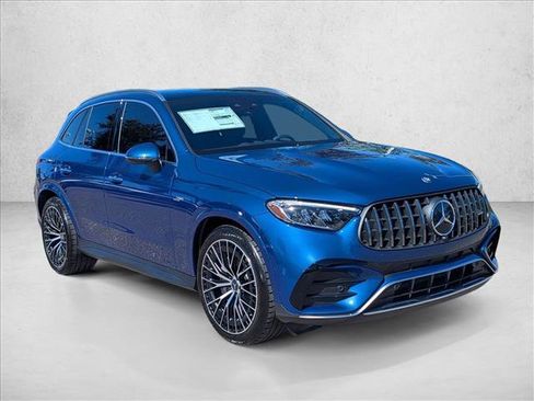 New 2026 Mercedes-Benz GLC 43 AMG 4MATIC image 6