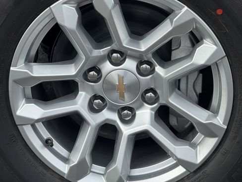 New 2026 Chevrolet Silverado 1500 LT image 8