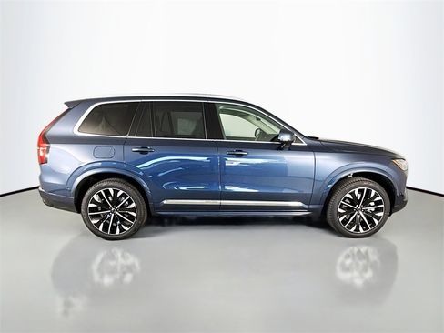 New 2026 Volvo XC90 T8 Ultra w/ Protection Package Premier image 8