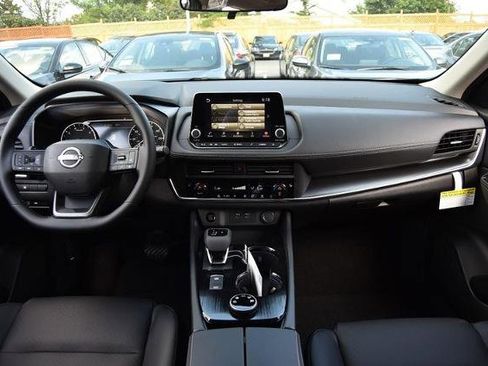 New 2026 Nissan Rogue SV image 8