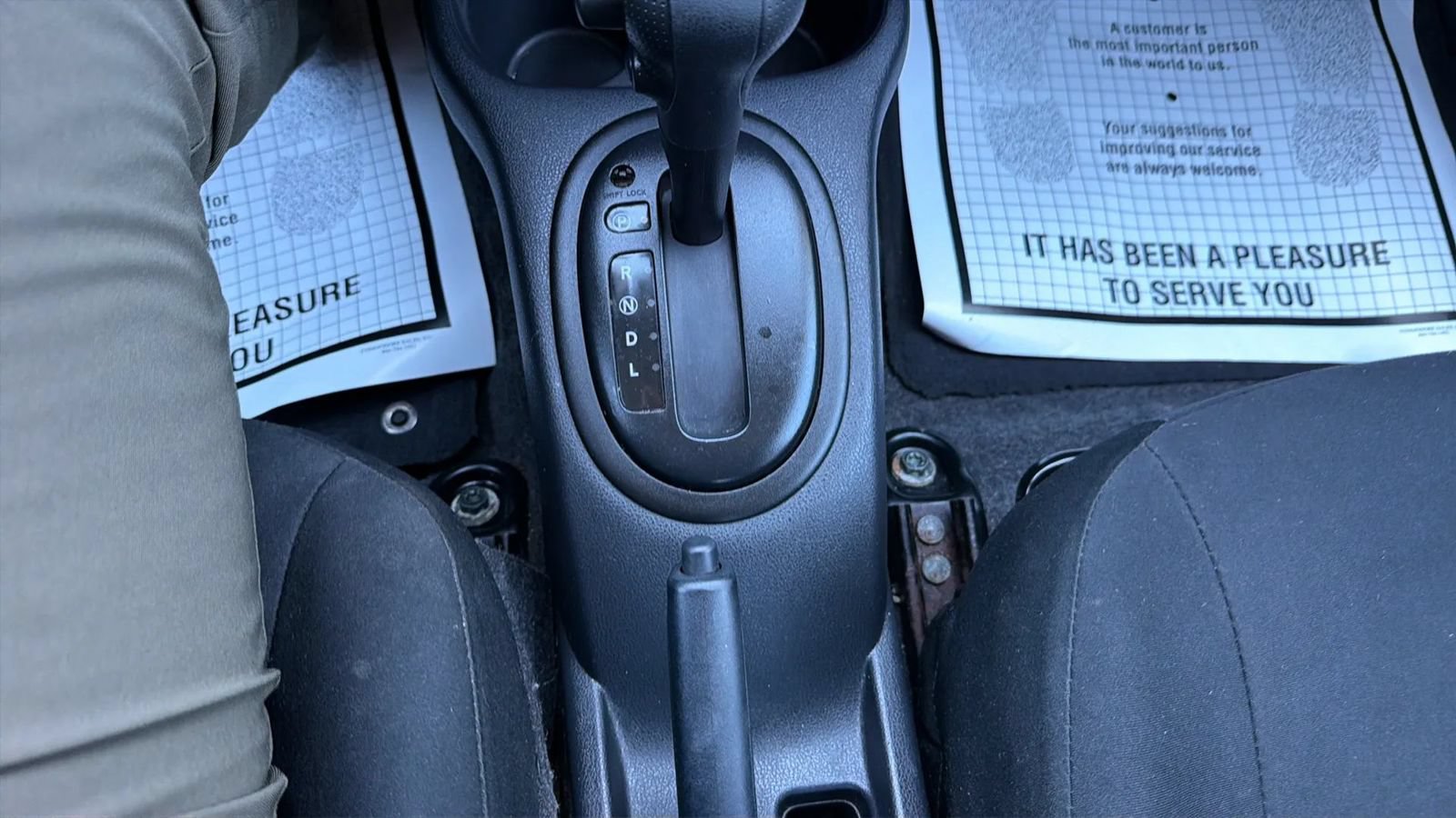 Used 2015 Nissan Versa S Plus FWD image 23