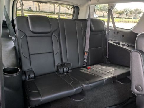 Used 2016 GMC Yukon XL SLT w/ Open Road Package image 24