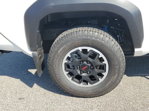 New 2026 Toyota Tacoma TRD Off-Road AWD/4WD image 5