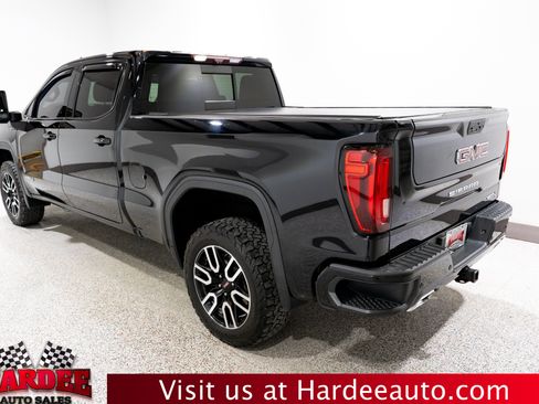 Used 2021 GMC Sierra 1500 AT4 w/ Technology Package AWD/4WD image 3