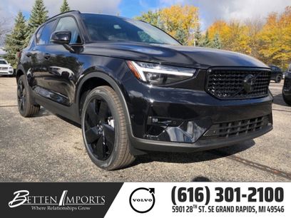 New 2026 Volvo XC40 B5 Ultra w/ Protection Package Premier