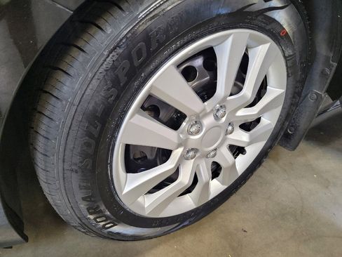 Used 2020 Nissan Sentra S FWD image 31