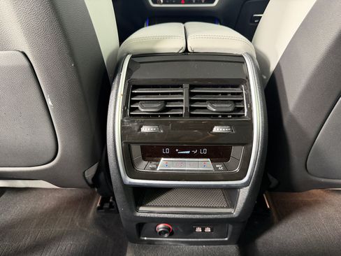 Used 2024 BMW X5 xDrive40i w/ Premium Package AWD/4WD image 30