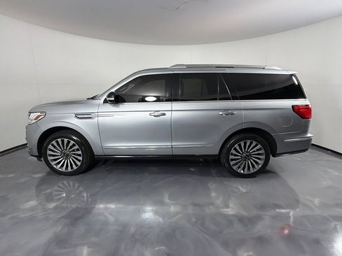 Used 2020 Lincoln Navigator Reserve w/ Luxury Package AWD/4WD image 8