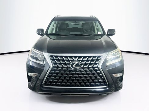 Used 2017 Lexus GX 460 w/ Navigation Package AWD/4WD image 2