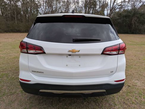 Used 2024 Chevrolet Equinox LT FWD image 5