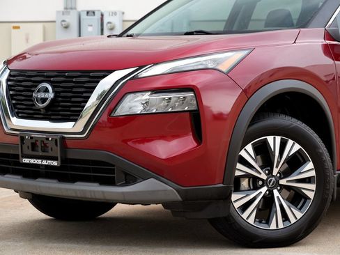 Used 2023 Nissan Rogue SV FWD image 20