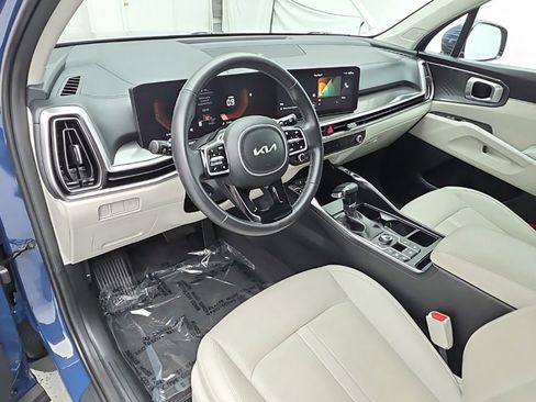 Used 2025 Kia Sorento S w/ Panoramic Sunroof Package AWD/4WD image 15