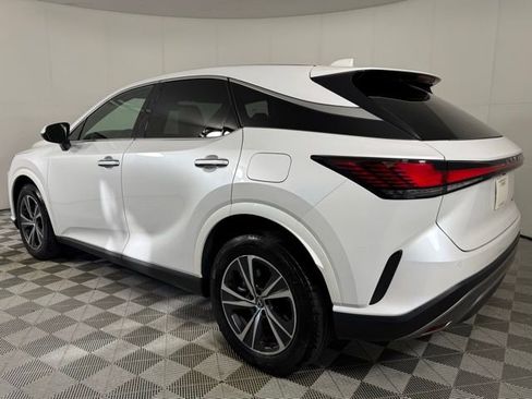 Used 2025 Lexus RX 350 FWD w/ Technology Package image 4