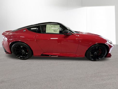 New 2026 Nissan Z NISMO w/ Floor Mat Package RWD image 39