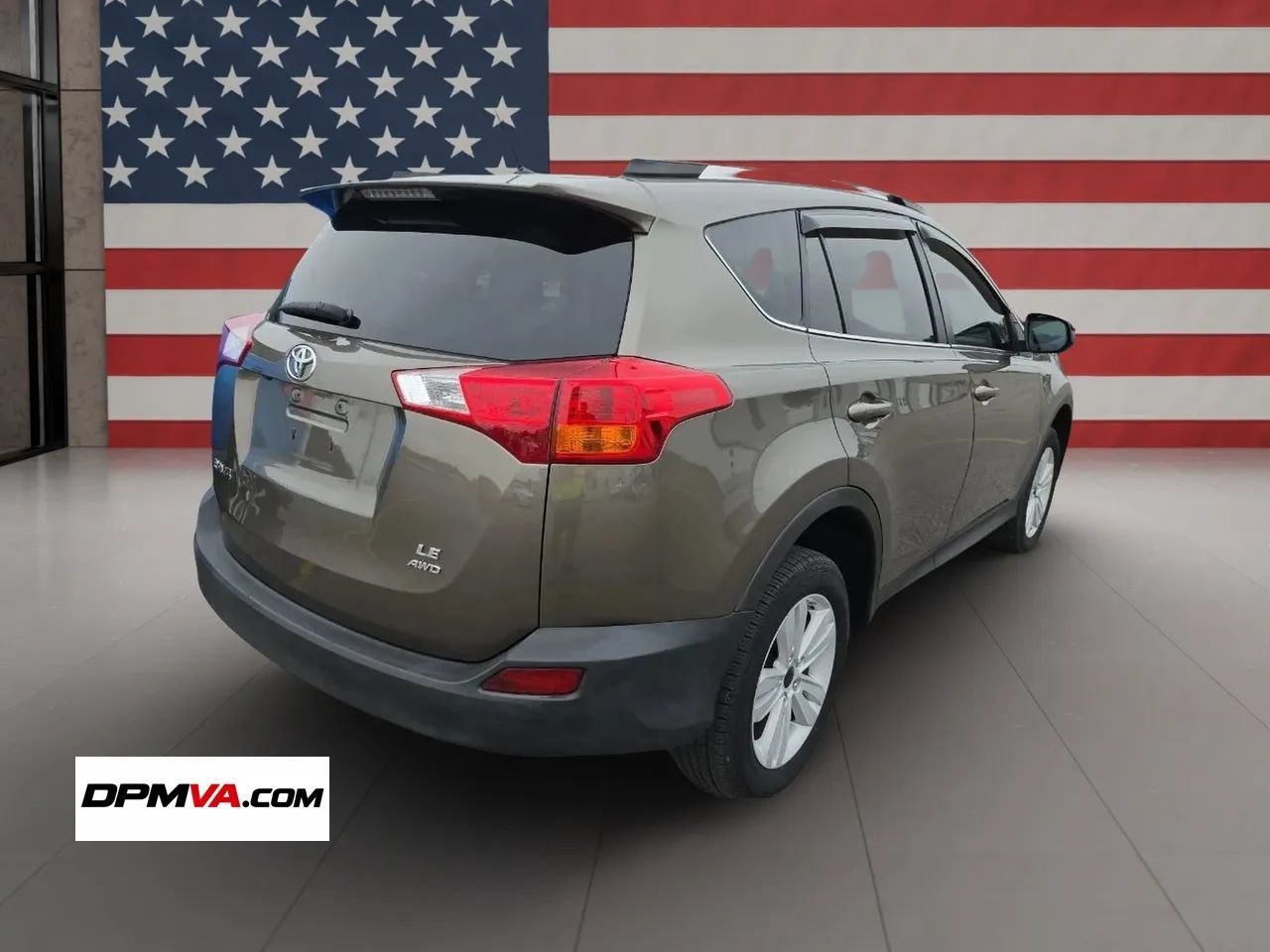 Used 2015 Toyota RAV4 LE AWD/4WD image 3