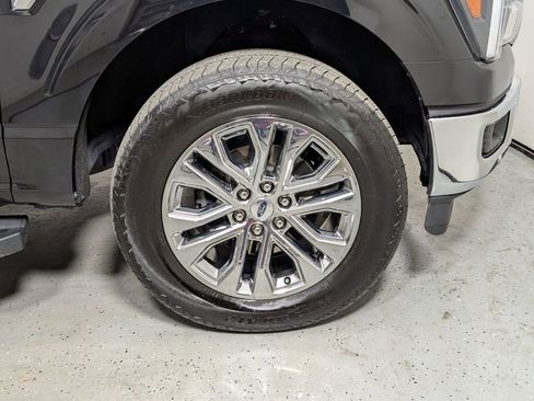 Used 2025 Ford F150 Lariat w/ Equipment Group 502A High image 11