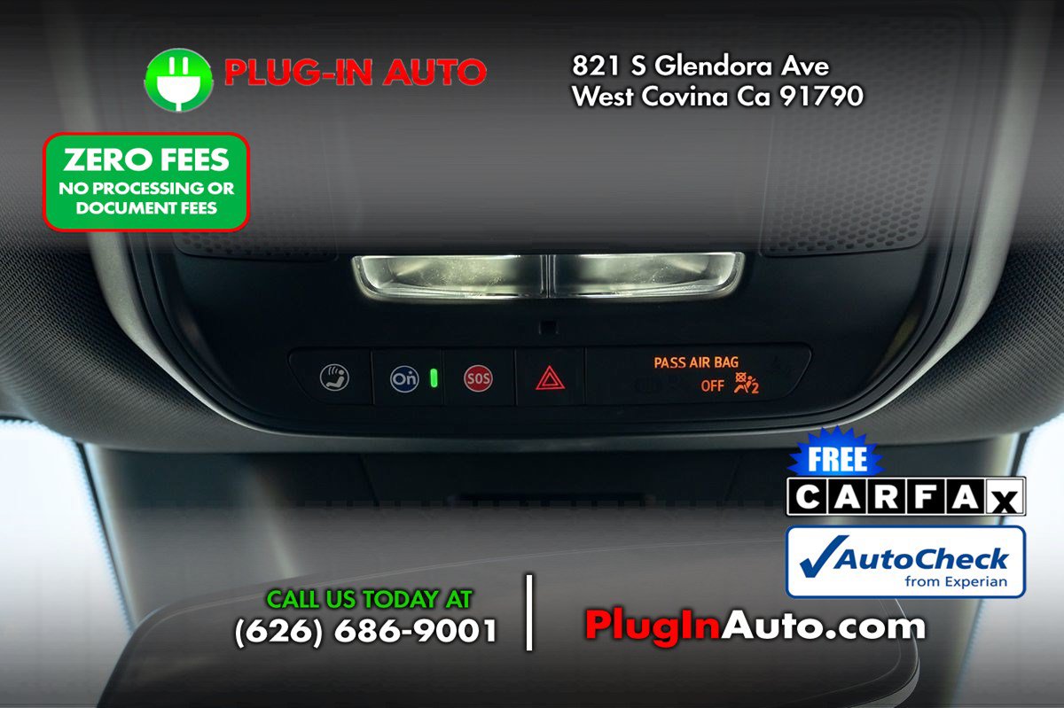 Used 2024 Chevrolet Equinox EV LT w/ LPO, Blackout Package FWD image 21