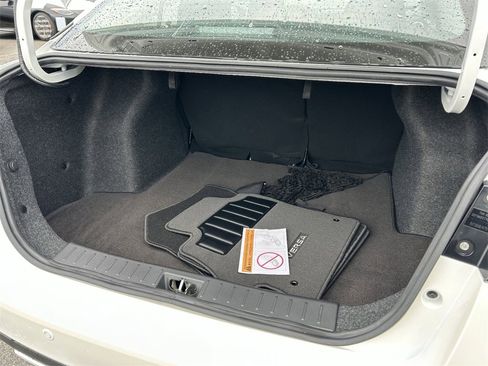 Used 2025 Nissan Versa SR w/ Trunk Package image 12
