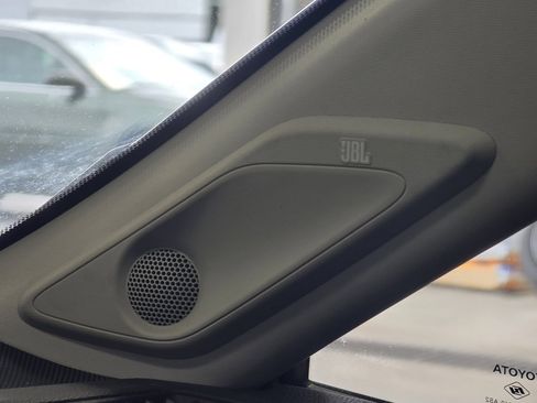 Certified 2020 Toyota RAV4 Limited AWD/4WD image 9