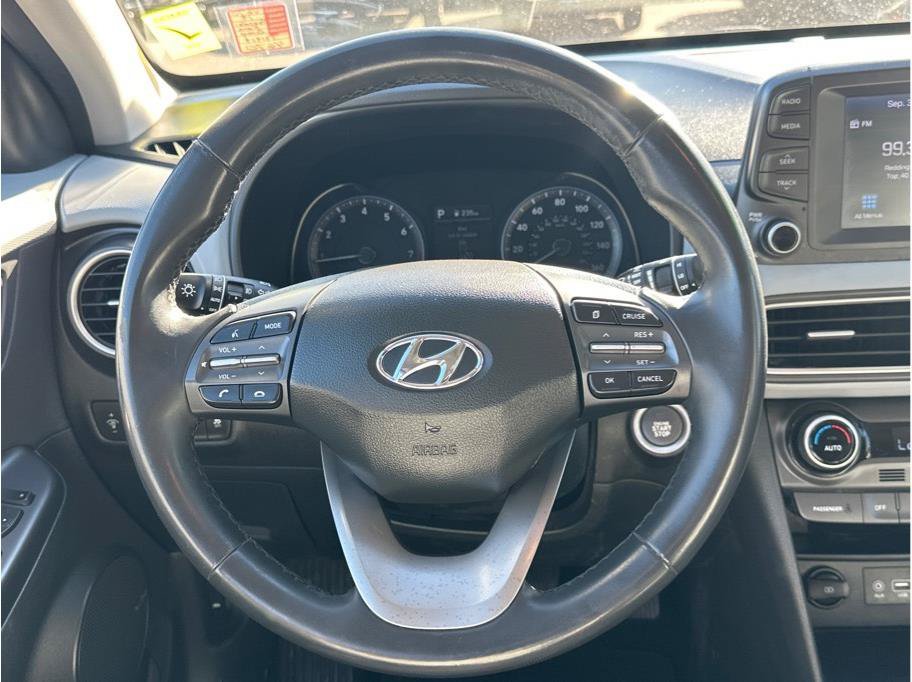 Used 2019 Hyundai Kona Limited AWD/4WD image 16