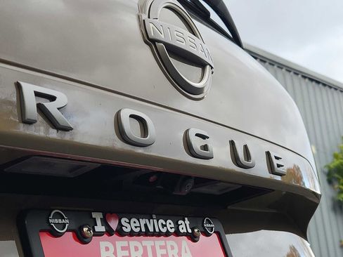 Certified 2024 Nissan Rogue SV image 30