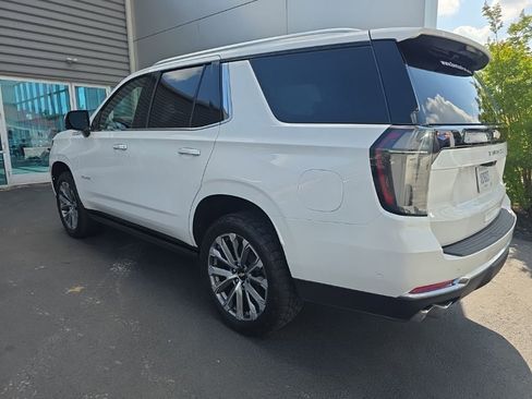 Used 2025 Chevrolet Tahoe High Country AWD/4WD image 7