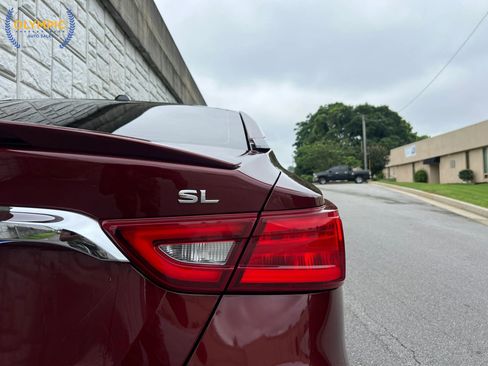 Used 2017 Nissan Maxima 3.5 SL FWD image 17