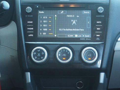 Used 2016 Subaru Forester 2.5i Premium image 21