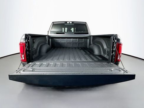 New 2026 RAM 2500 Laramie AWD/4WD image 15