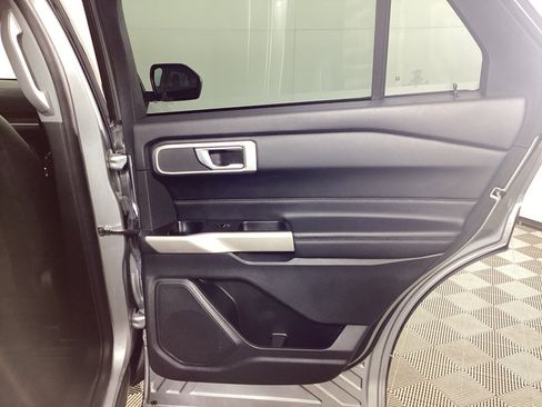 Used 2023 Ford Explorer XLT w/ Equipment Group 202A image 11