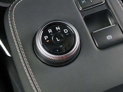 Used 2022 Ford Mustang Mach-E Premium image 24