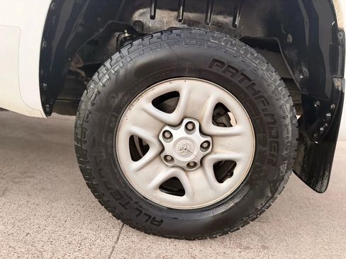 Used 2016 Toyota Tundra SR image 18