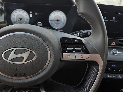 Used 2024 Hyundai Elantra SEL w/ Convenience Package FWD image 22
