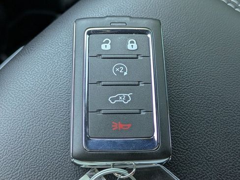 New 2025 Jeep Grand Cherokee Limited w/ Black Appearance Package image 26