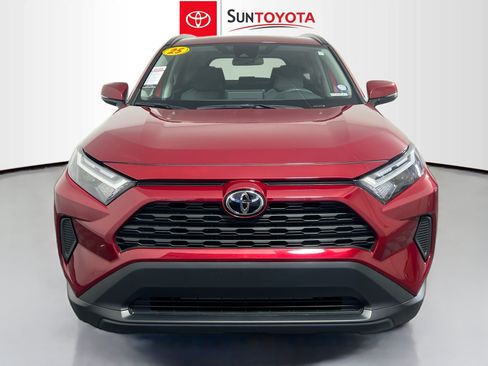 Used 2025 Toyota RAV4 XLE w/ Convenience Package FWD image 10