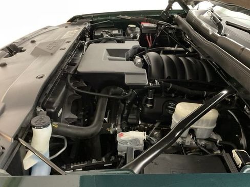 Used 2015 Chevrolet Silverado 1500 LT w/ LT Convenience Package AWD/4WD image 21