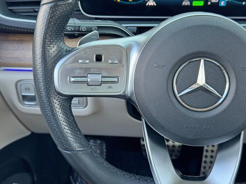 Used 2021 Mercedes-Benz GLS 580 4MATIC image 26