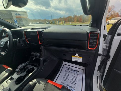 New 2025 Ford Ranger Raptor image 12