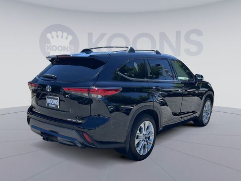Used 2021 Toyota Highlander Limited AWD/4WD image 7