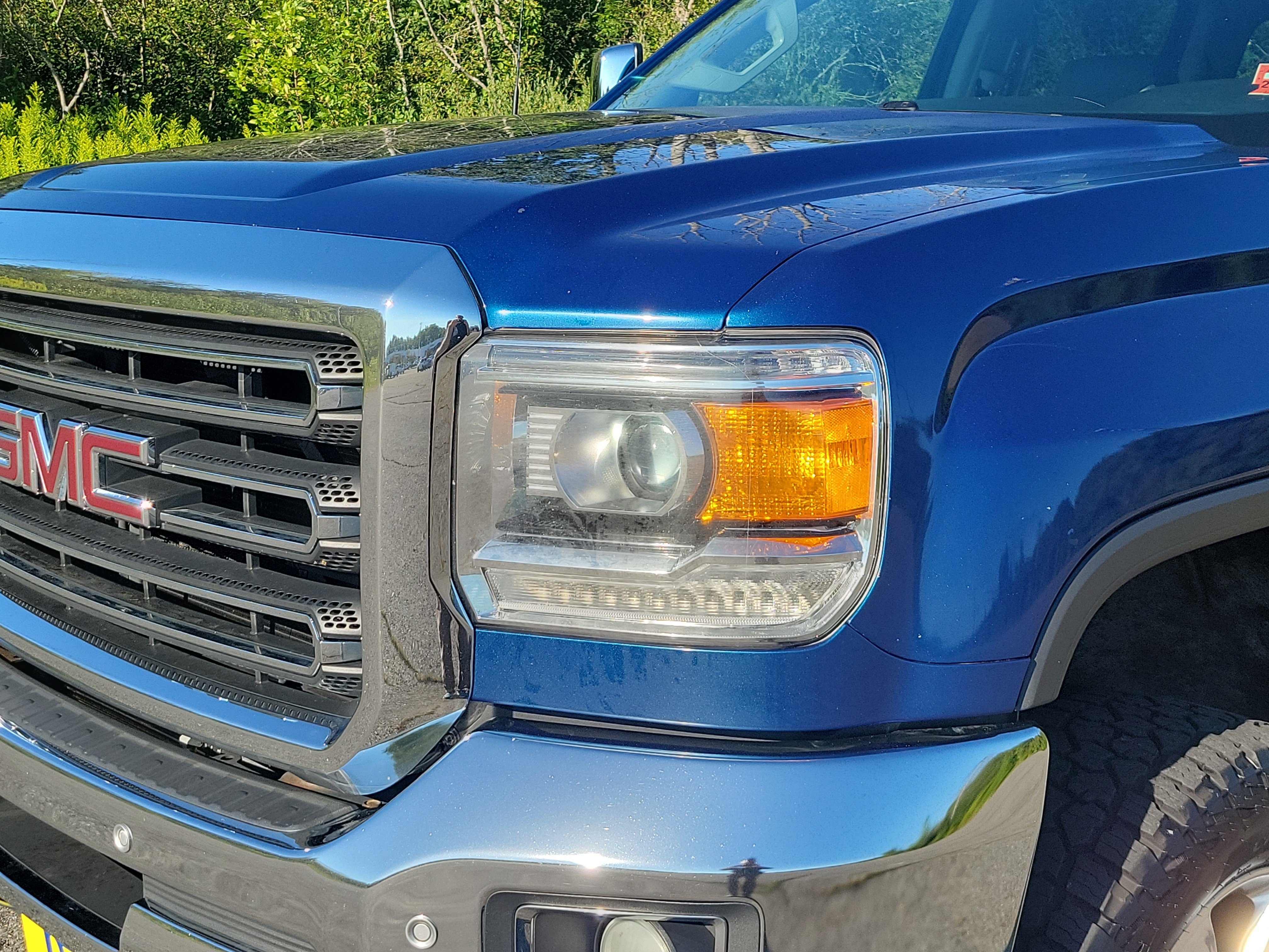 Used 2018 GMC Sierra 2500 SLT AWD/4WD image 9