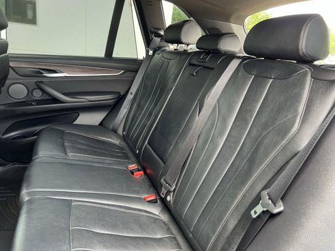 Used 2018 BMW X5 xDrive50i w/ M Sport Package AWD/4WD image 32